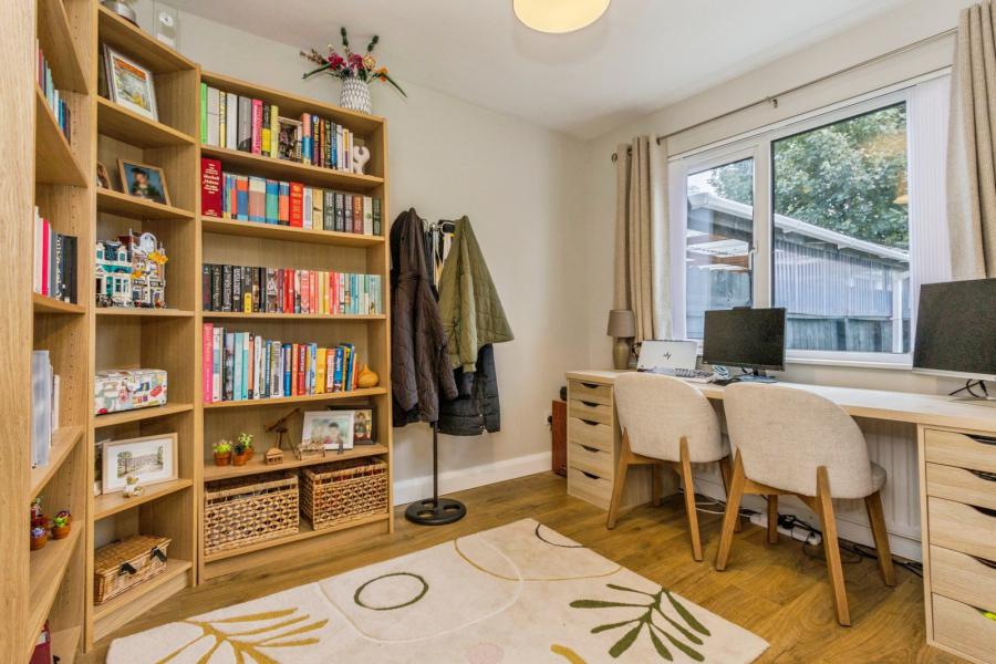 11 Greenburn Park 11 Greenburn Park