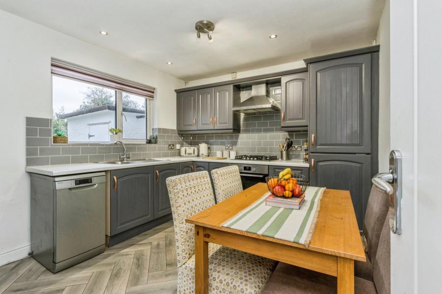 11 Greenburn Park 11 Greenburn Park