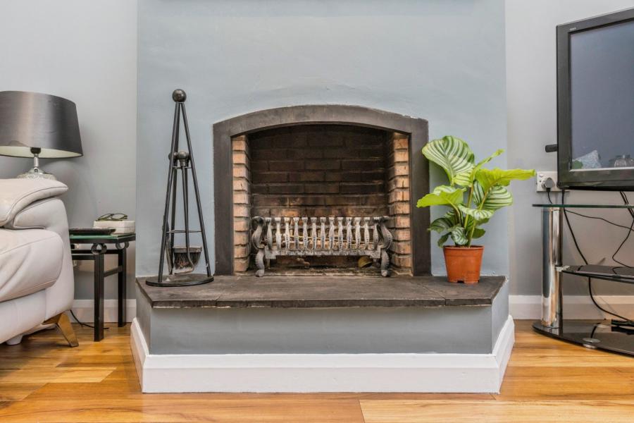 187 Hillsborough Old Road