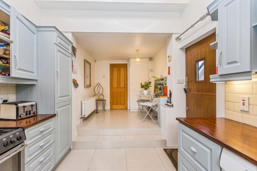 187 Hillsborough Old Road