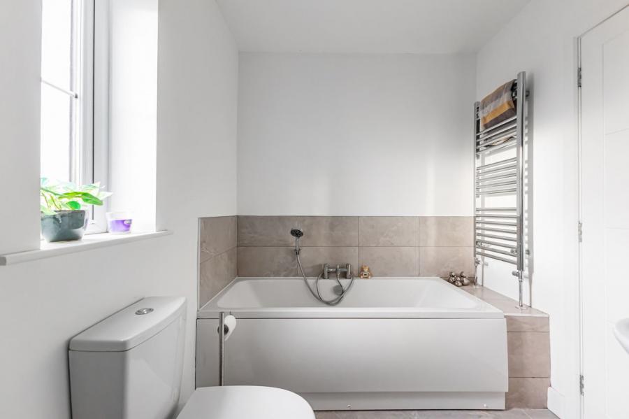 31A, Ayrshire Meadows