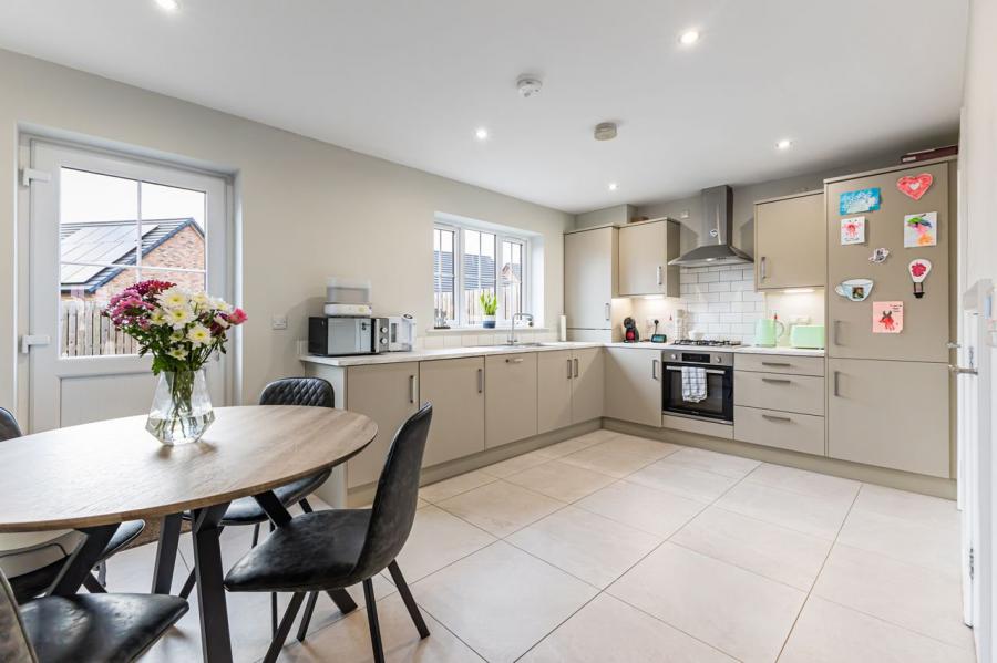 31A, Ayrshire Meadows