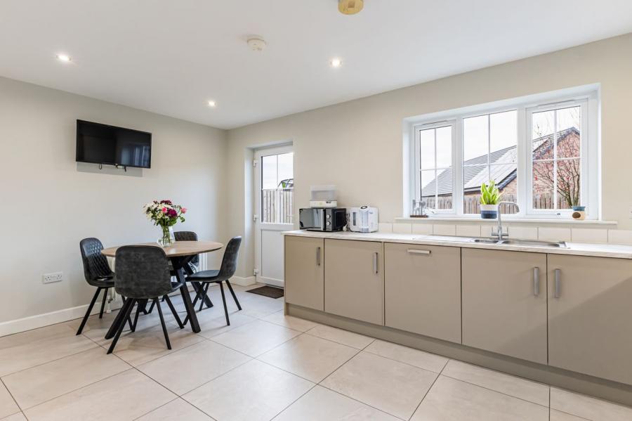 31A, Ayrshire Meadows