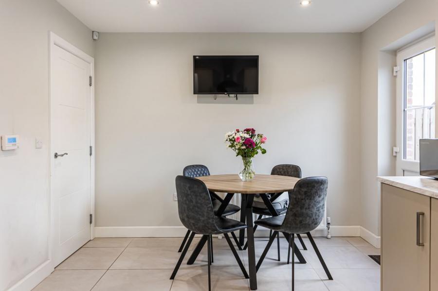 31A, Ayrshire Meadows