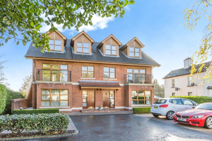 4 Alpha Mews, Belfast Road, Lisburn, County Down, BT27 4AS