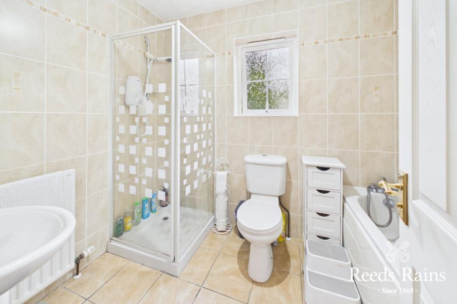 33 Whitethorn Lane
