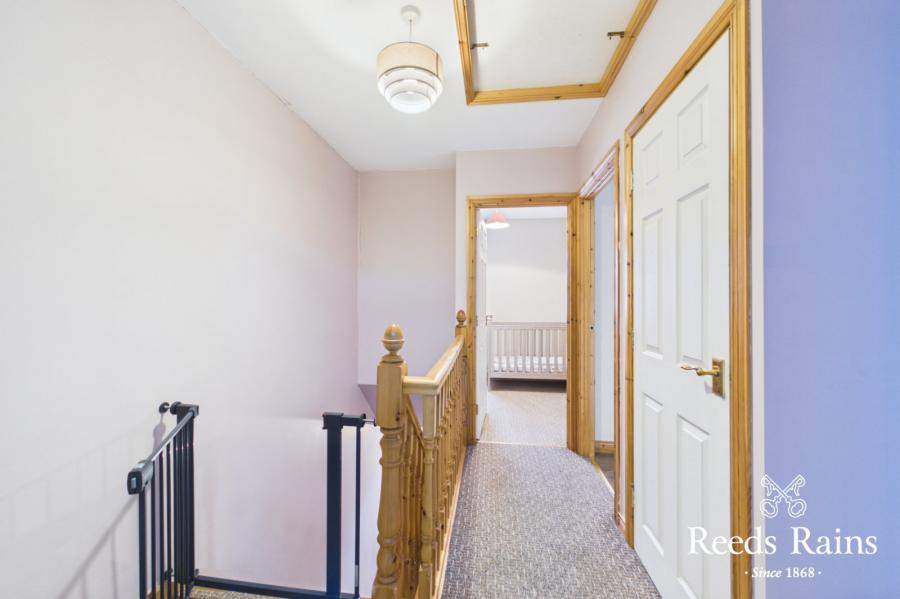 33 Whitethorn Lane