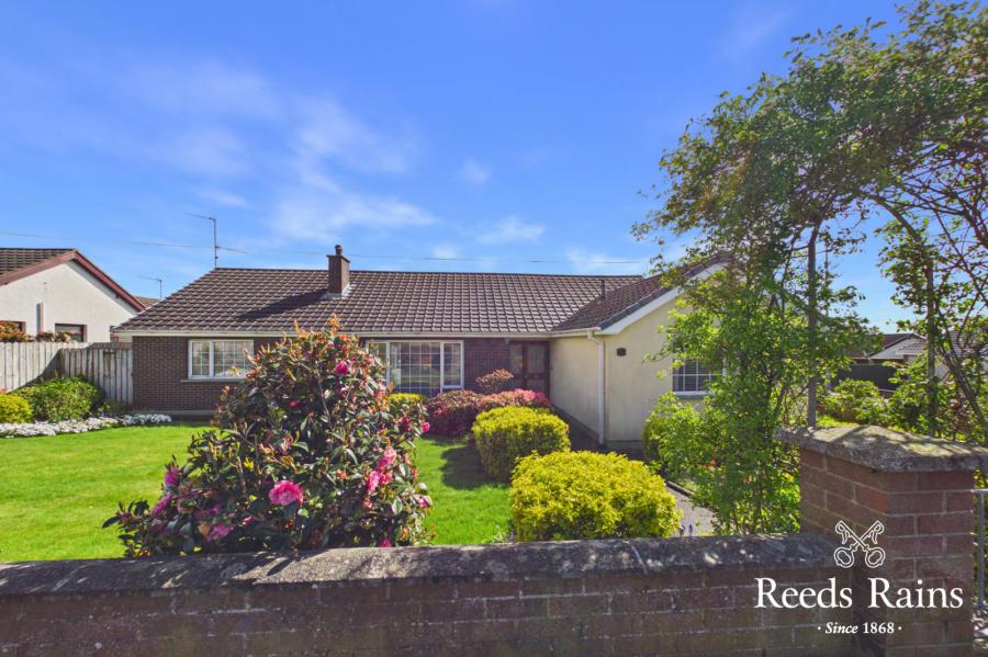 12 Adlon Crescent, Lisburn, County Antrim, BT28 2EG