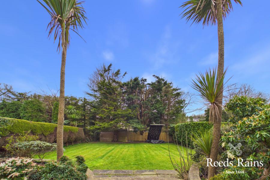 14 Kensington Gardens