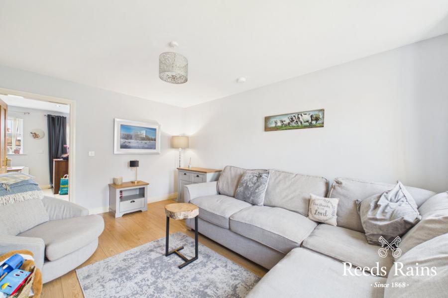 66 Mornington Avenue