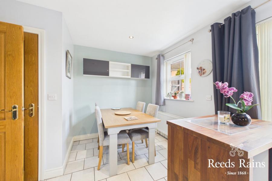 66 Mornington Avenue