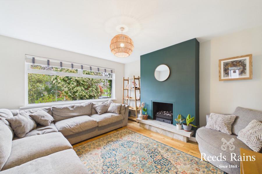 3 Braemar Crescent