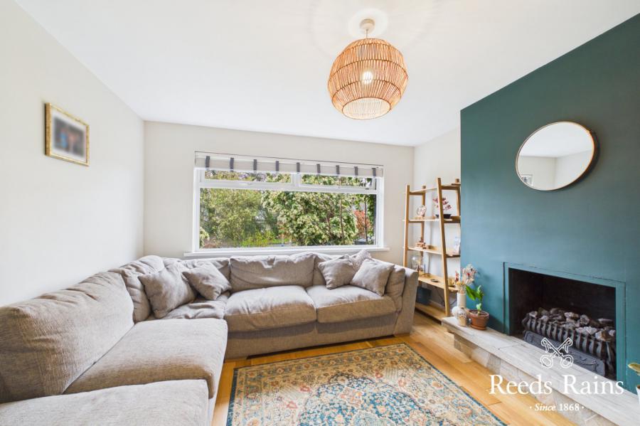 3 Braemar Crescent