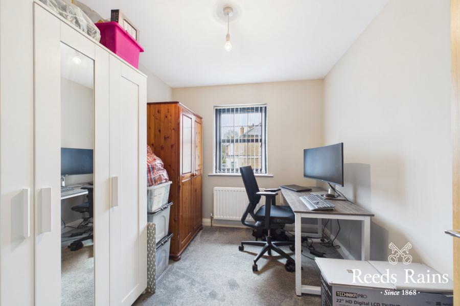 18 Strawberry Hill Lane