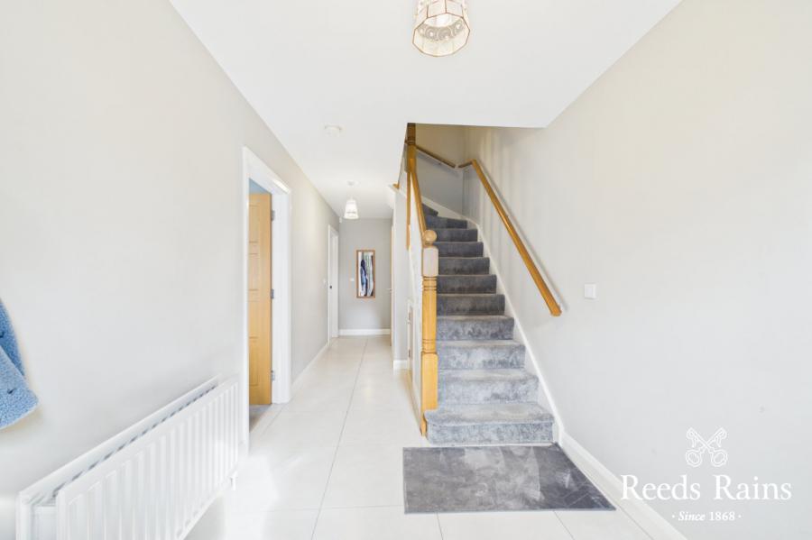 18 Strawberry Hill Lane