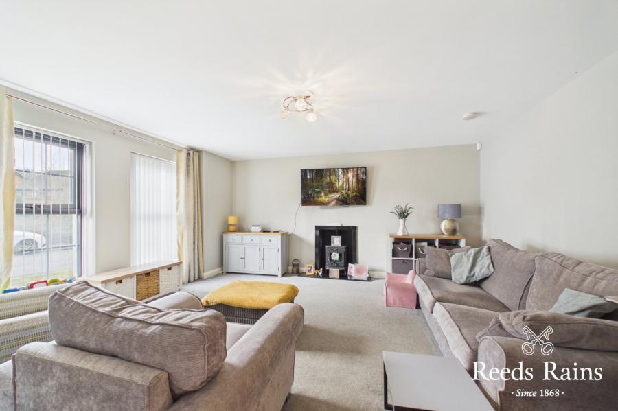 18 Strawberry Hill Lane