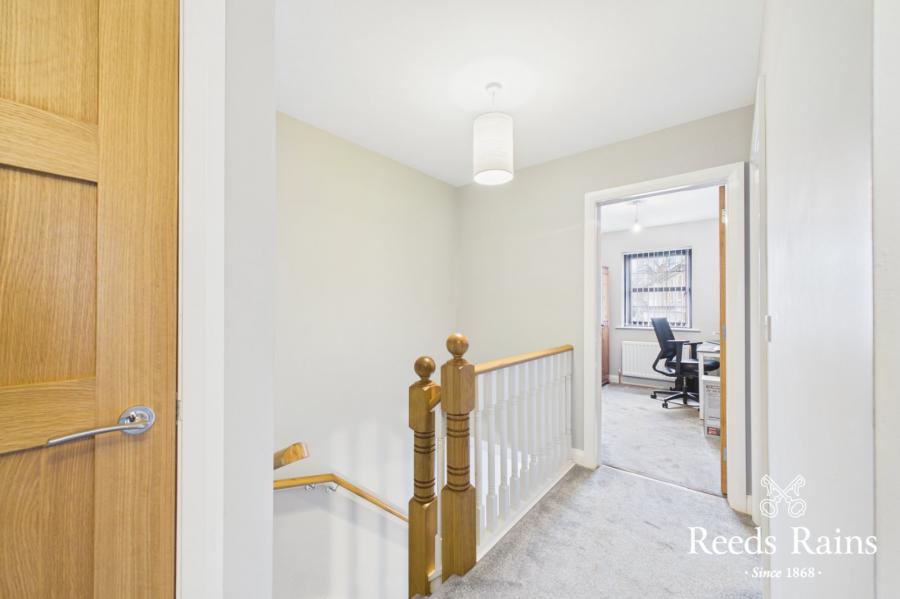 18 Strawberry Hill Lane