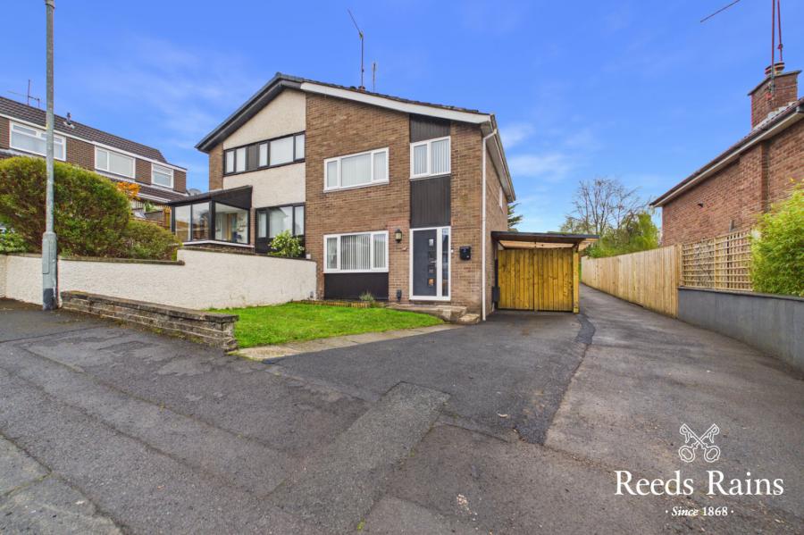 26 Glenaan Avenue, Dunmurry, Belfast, BT17 9AU