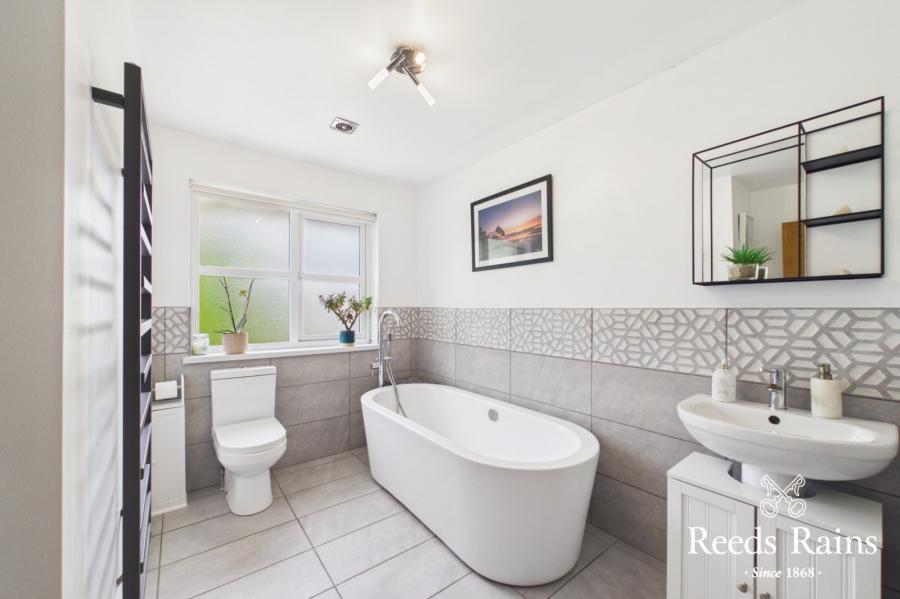 33 Knockdarragh Park