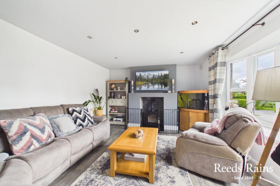 31 Ashvale Drive