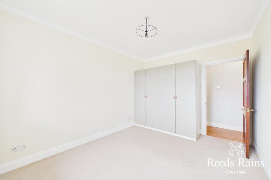 105 Lisbane Road