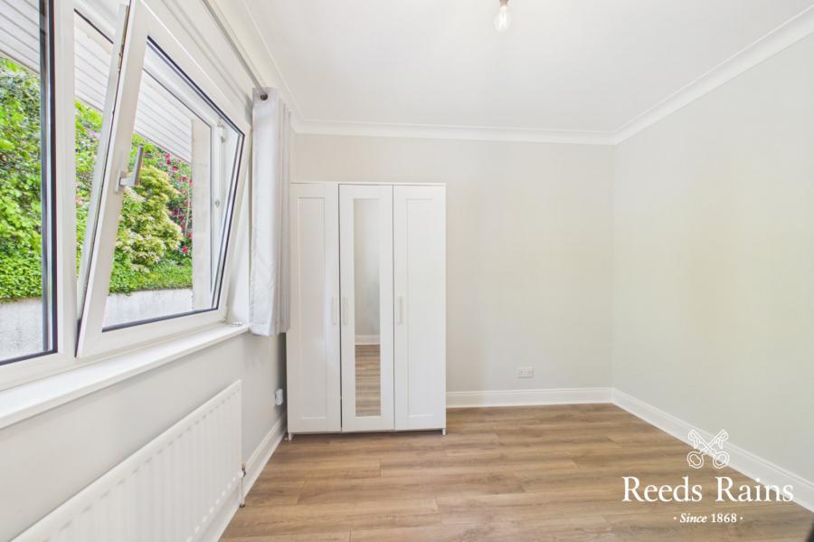 105 Lisbane Road