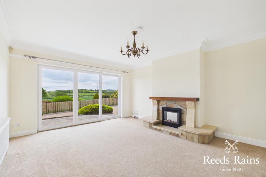 105 Lisbane Road