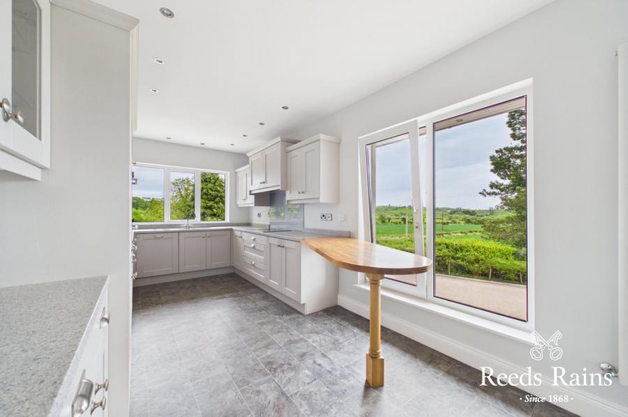 105 Lisbane Road