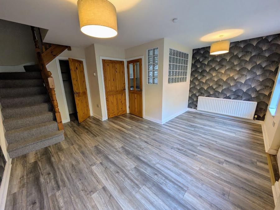 10 East Street Court