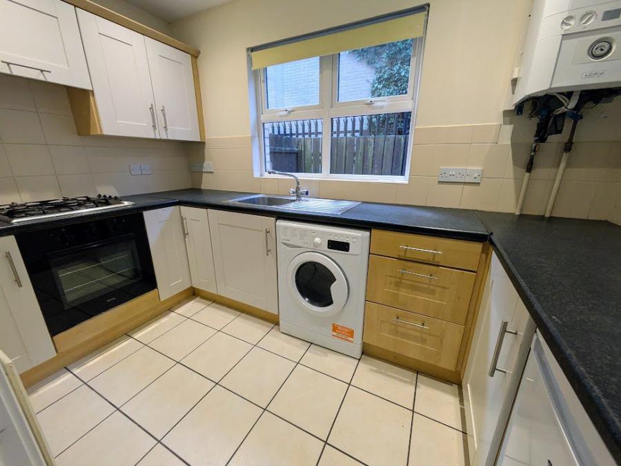 10 East Street Court