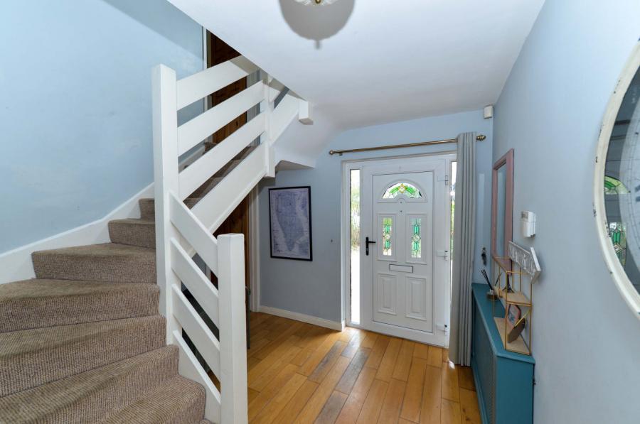 15 Manse Park
