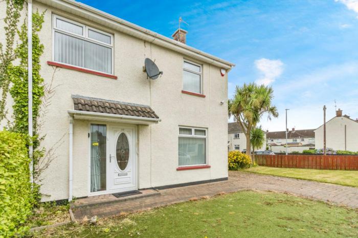 77 Ardmillan Crescent, newtownards, county down, BT23 4PN