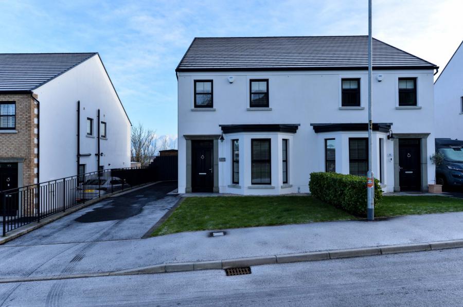 7 Scrabo Heights, newtownards, county down, BT23 4AG