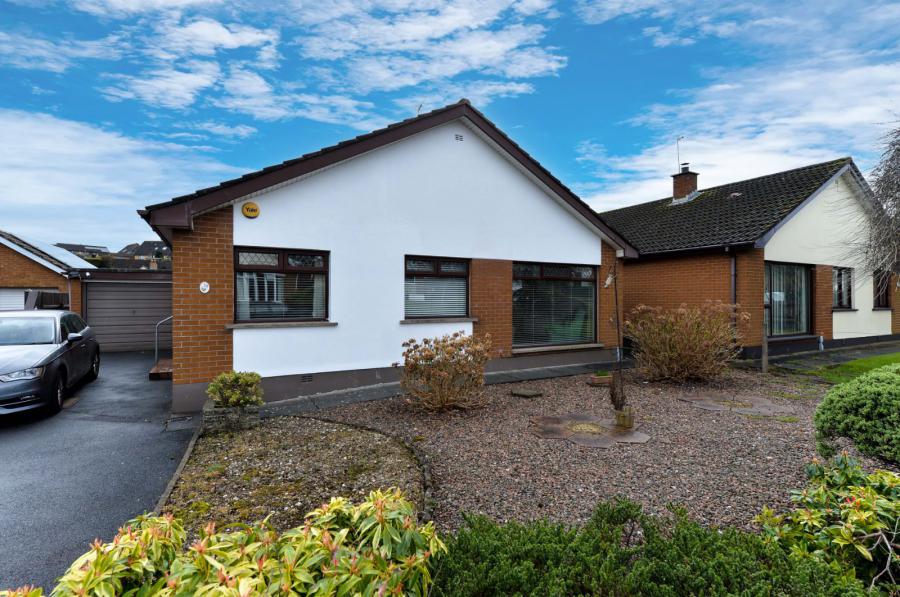 18 Carrowreagh Gardens
