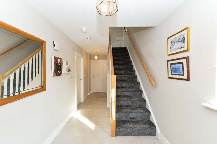 18 Manse Gate