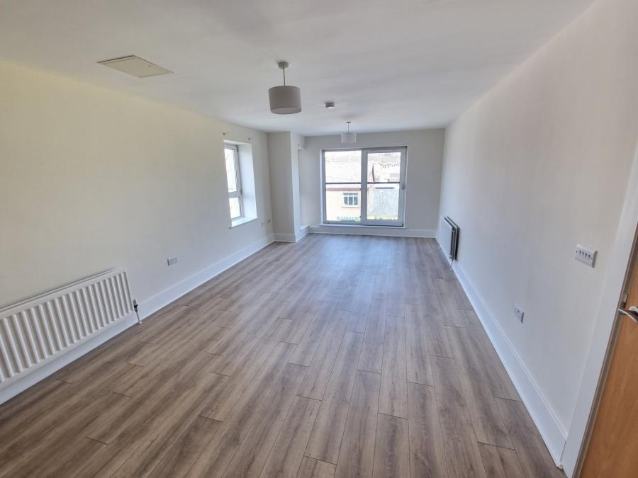 Apt 27, Newtown Building, 87 Frances Street