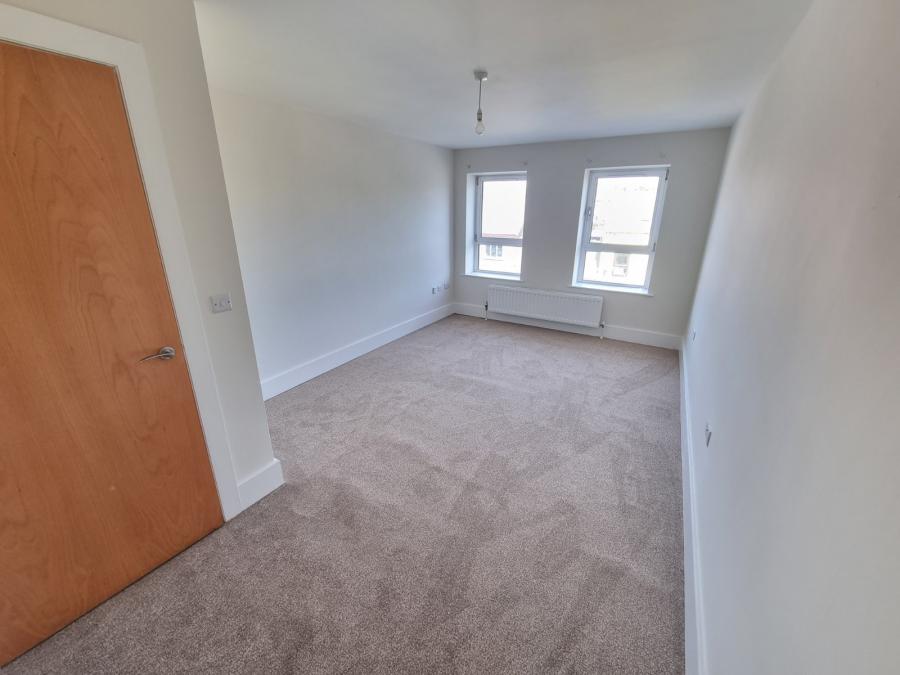 Apt 27, Newtown Building, 87 Frances Street