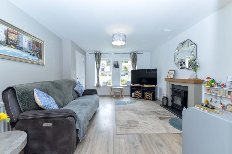 12 River Hill Lane