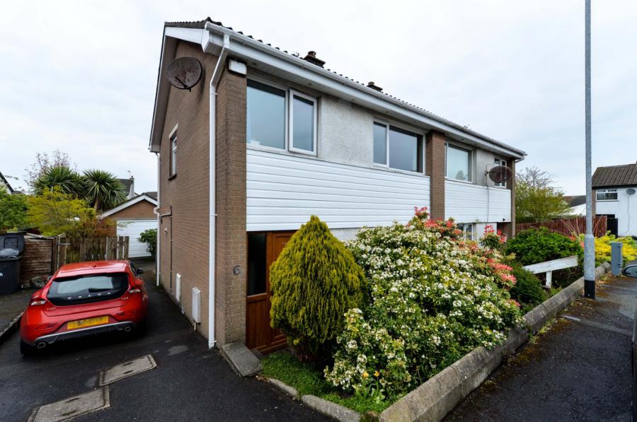 6 Benford Park