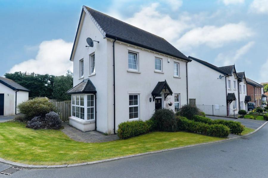 12 Blackwood Park