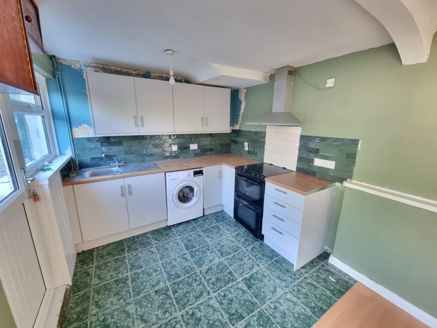 14 Calhame Park