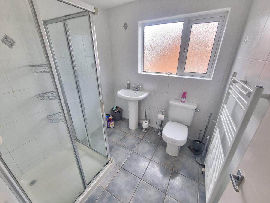 28 Victoria Crescent 28 Victoria Crescent