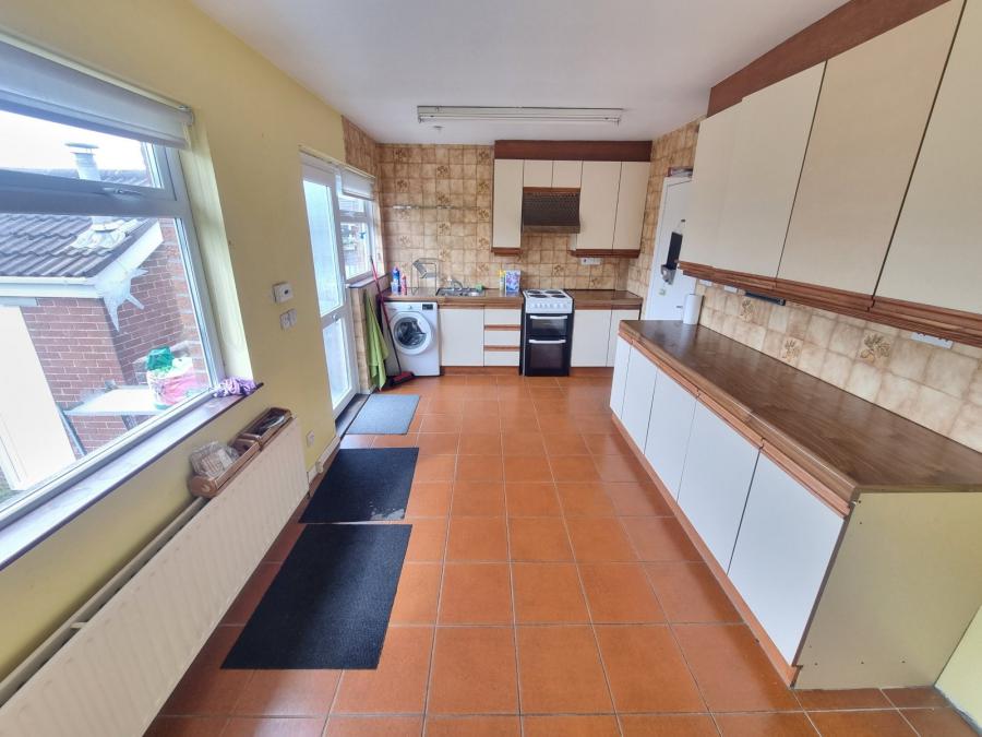 28 Victoria Crescent 28 Victoria Crescent