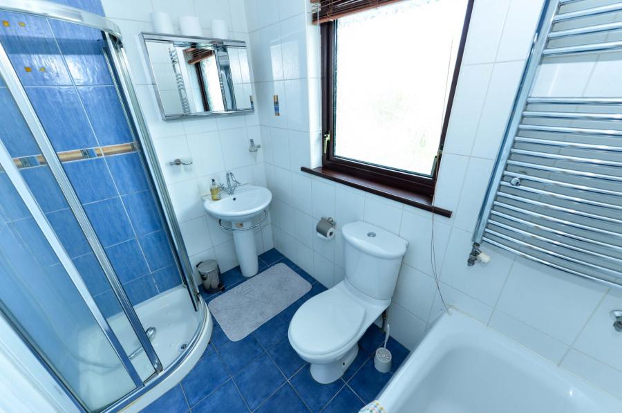 8 Rosslyn Park