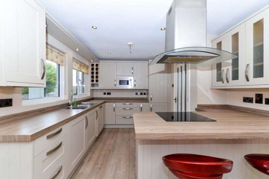 8 Rosslyn Park
