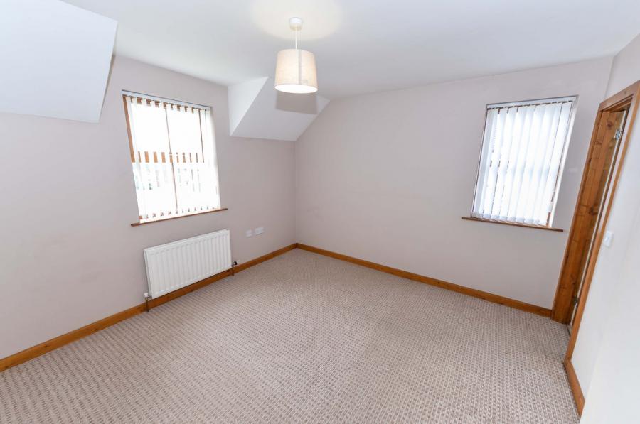 56 Longfield Way