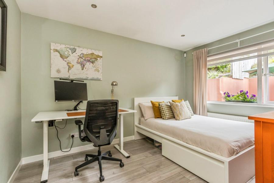 23 Strangford Heights