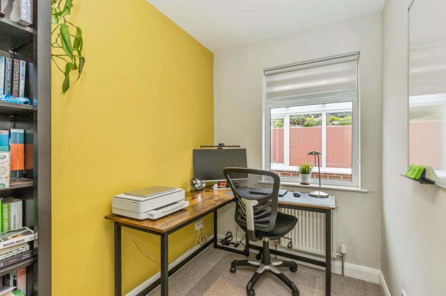 23 Strangford Heights