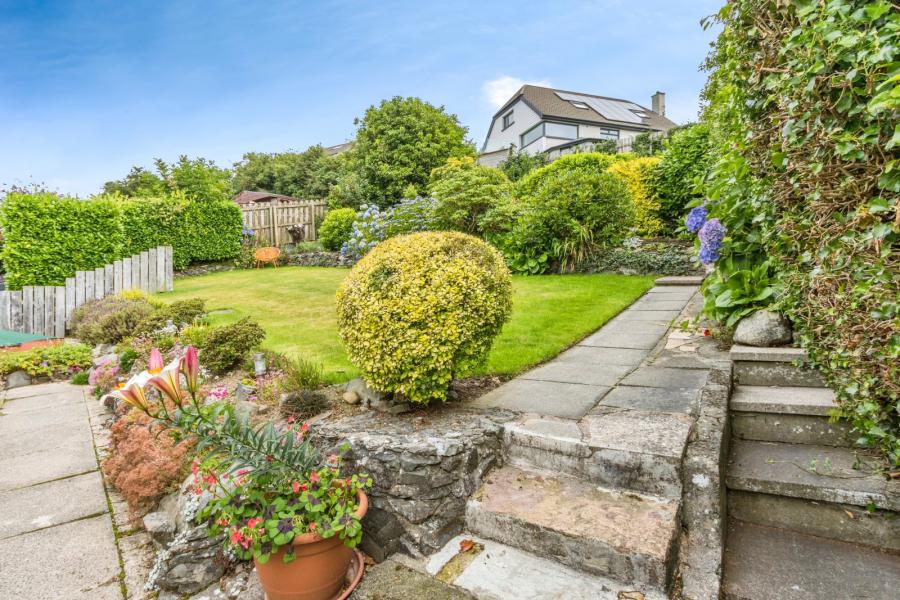 23 Strangford Heights