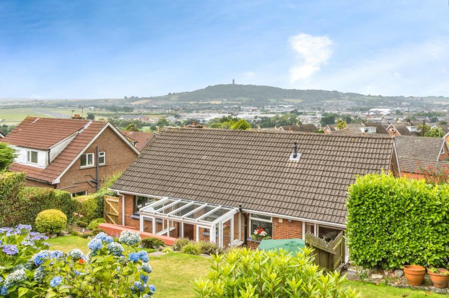 23 Strangford Heights